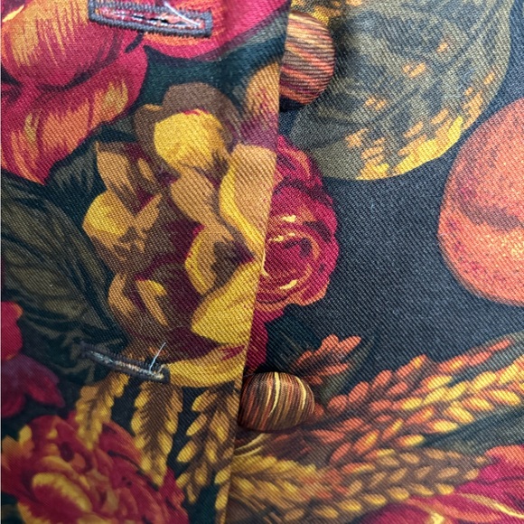 JH Collectibles Floral Vest - Red and Orange - Picture 3 of 4